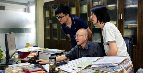 助力职业教育与城市发展深度融合——安徽省市长协会为重点单位授牌(图4)